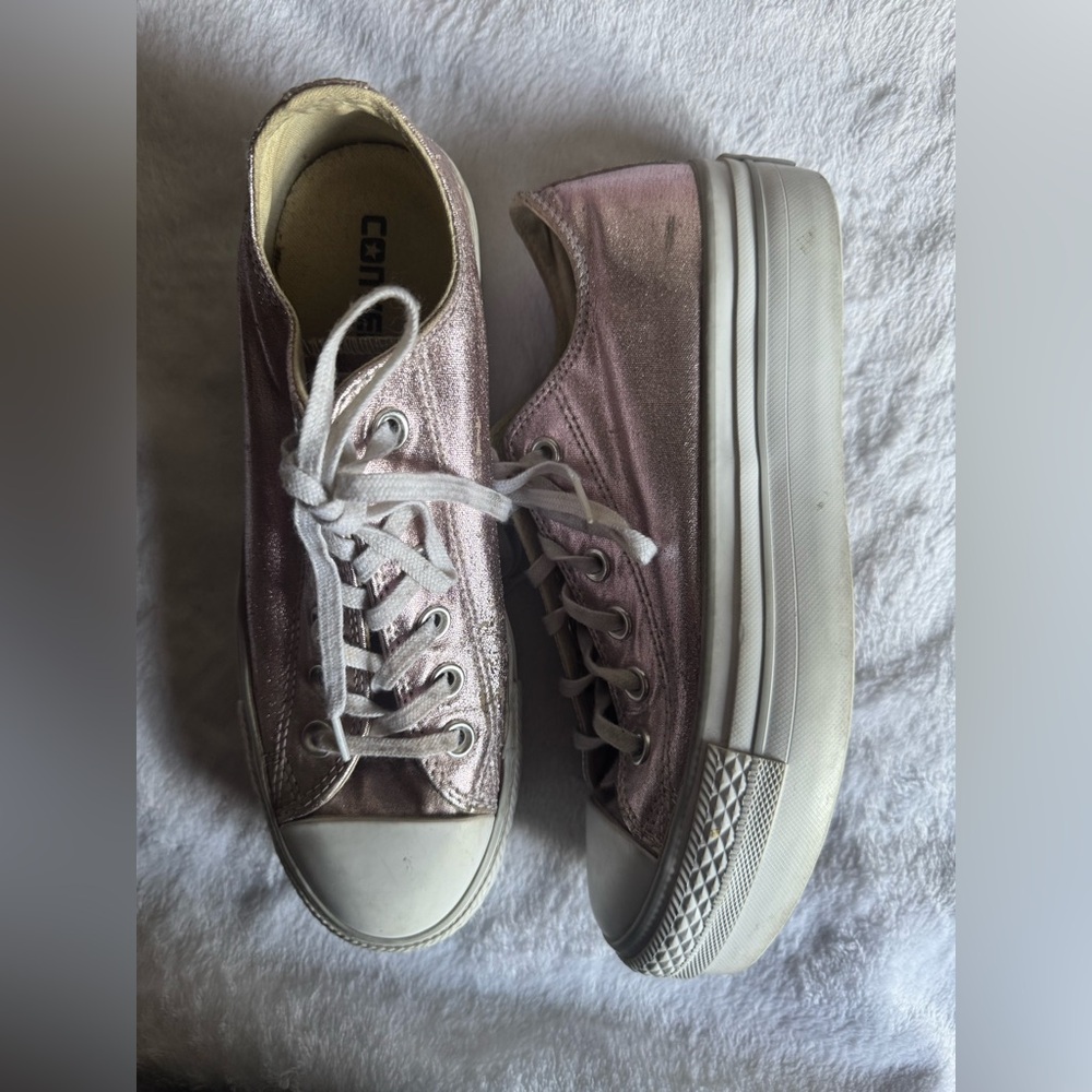 Converse Platform Women's Shimmering Pink Sneakers